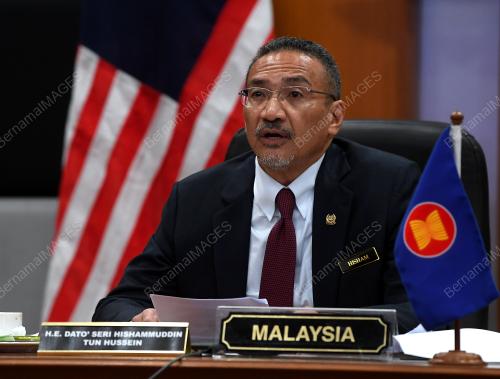 DATUK SERI HISHAMMUDDIN TUN HUSSEIN