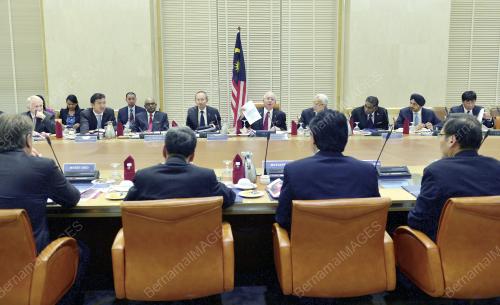 PTJ25_17092015_PM_DIALOG