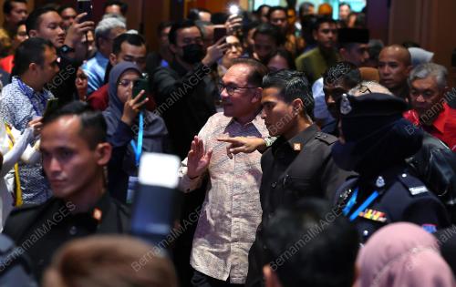 DATUK SERI ANWAR IBRAHIM