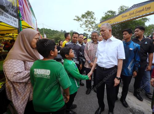 DATUK SERI FADILLAH YUSOF