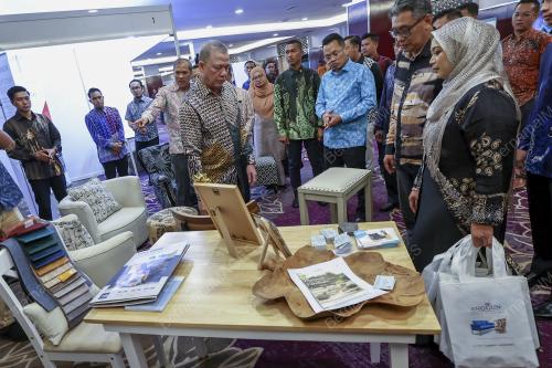 DATUK SERI FADILLAH YUSOF