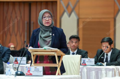 DATUK SERI DR ZALIHA MUSTAFA