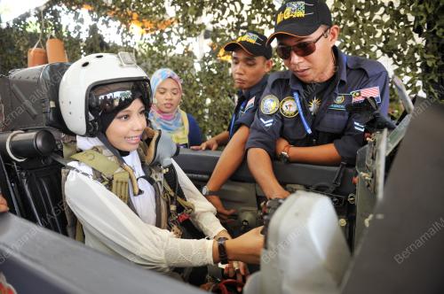 PTJ25_24052012_BELIA6