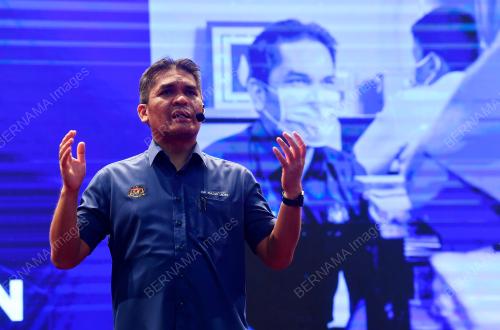 DATUK DR MOHD RADZI MD JIDIN