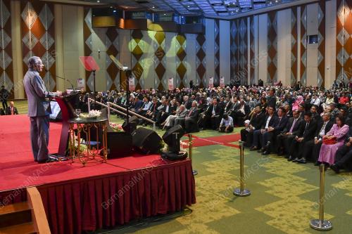 TUN DR MAHATHIR MOHAMAD