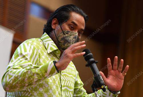 KHAIRY JAMALUDDIN