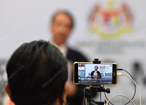 DATUK DR NOOR HISHAM ABDULLAH