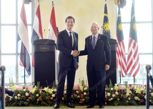 PTJ26_05112014_NAJIB_RUTTE