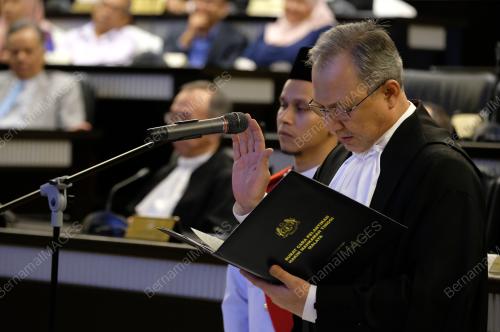 DATUK SERI TUN ABD MAJID TUN HAMZAH