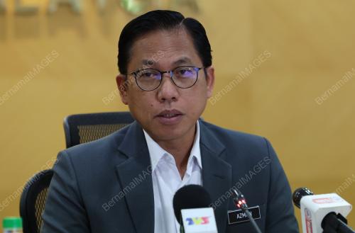 AZMAN ADNAN