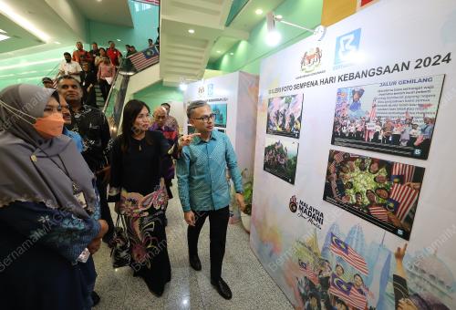 FAHMI FADZIL