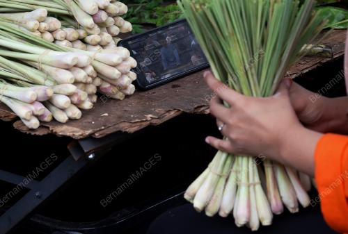 PEMBENTANGAN BAJET 2023