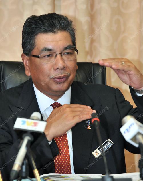 TAN SRI ABU BAKAR ABDULLAH
