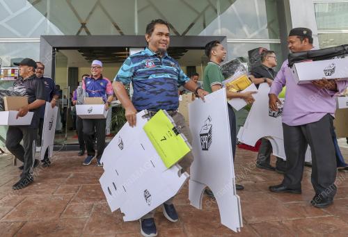 SEMAKAN ISI PETI UNDI DUN DENGKIL