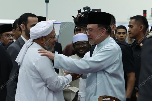 DATUK SERI ANWAR IBRAHIM