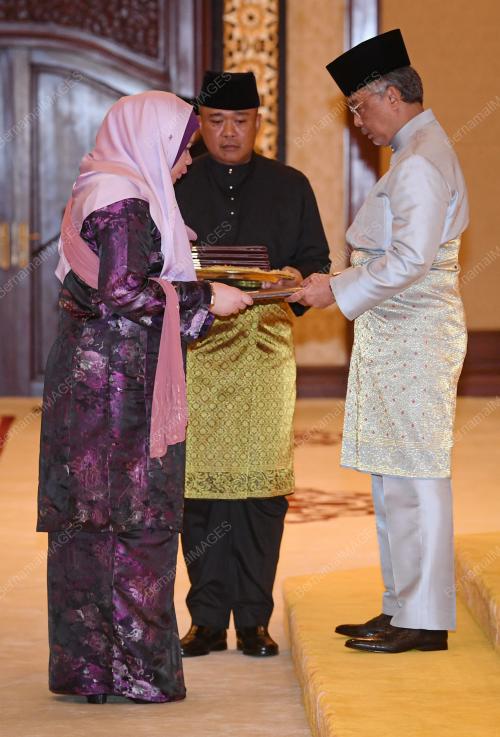AL- SULTAN ABDULLAH RI'AYATUDDIN AL -MUSTAFA BILLAH SHAH