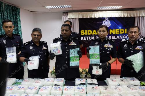 DATUK HUSSEIN OMAR KHAN