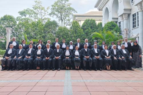 TUN TENGKU MAIMUN TUAN MAT
