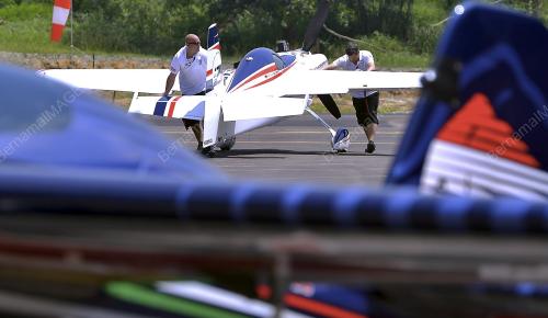 PTJ26_15052014_AIR_RACE