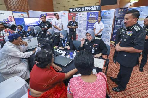 DATUK RUSLIN JUSOH