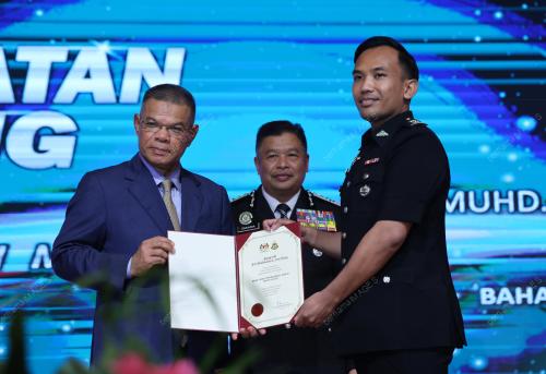 DATUK SERI SAIFUDDIN NASUTION ISMAIL