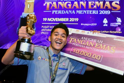PTJ26_19112019_TANGAN_EMAS