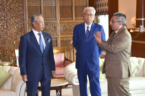 TAN SRI MUHYIDDIN YASSIN