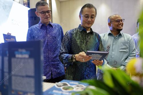 DATUK DR MOHAMMAD ABDUL HAMID