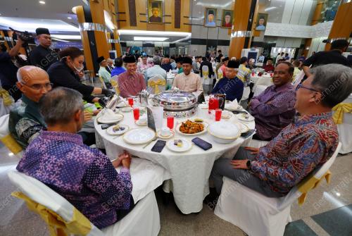 DATUK SERI MOHAMAD HASSAN