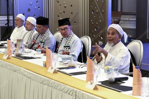 DATUK SERI ANWAR IBRAHIM