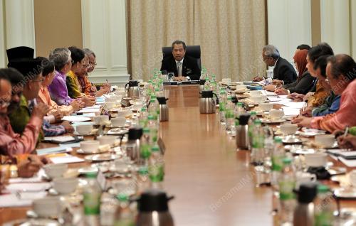 TAN SRI MUHYIDDIN YASSIN