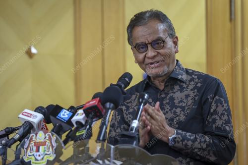 DATUK SERI DR DZILKEFLY AHMAD