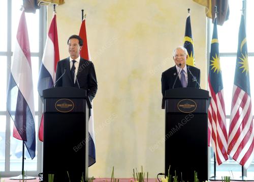 PTJ27_05112014_NAJIB_RUTTE