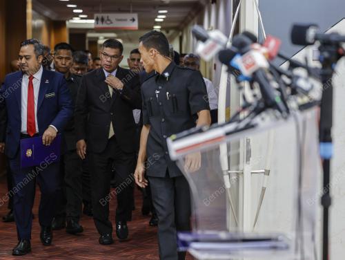 DATUK SERI SAIFUDDIN NASUTION ISMAIL