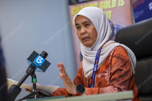 AZURA ABIDIN