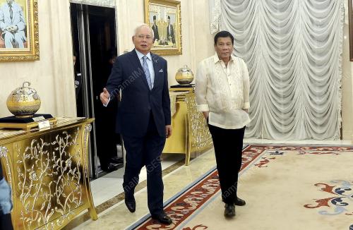 PTJ27_10112016_DUTERTE