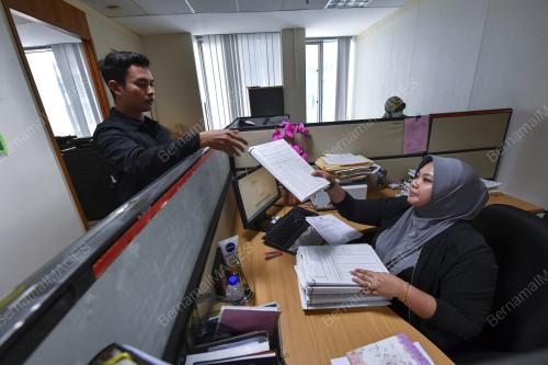 PENJAWAT AWAM SEDIA SEDIA KERJA DARI RUMAH