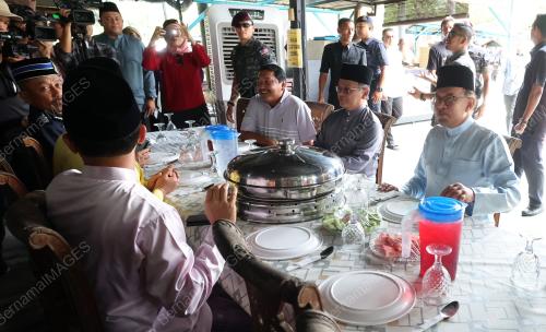 DATUK SERI ANWAR IBRAHIM
