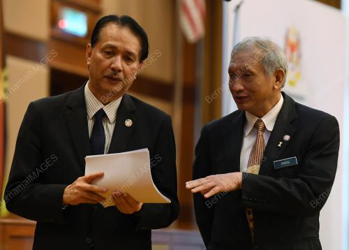 DATUK DR NOOR HISHAM ABDULLAH