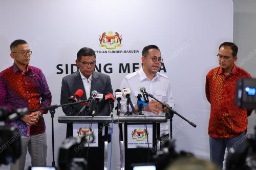 DATUK SERI SAIFUDDIN NASUTION ISMAIL