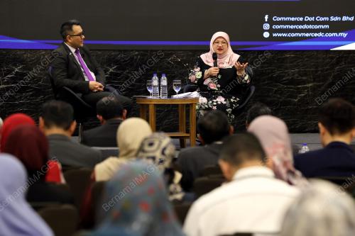 DATUK SERI WAN SURAYA WAN MOHD RADZI