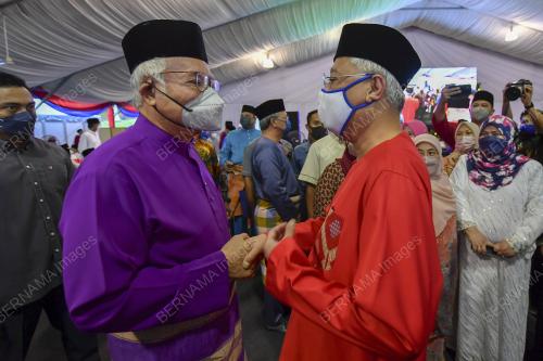 DATUK SERI ISMAIL SABRI YAAKOB