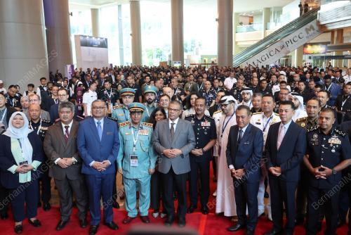 DATUK SERI SAIFUDDIN NASUTION ISMAIL