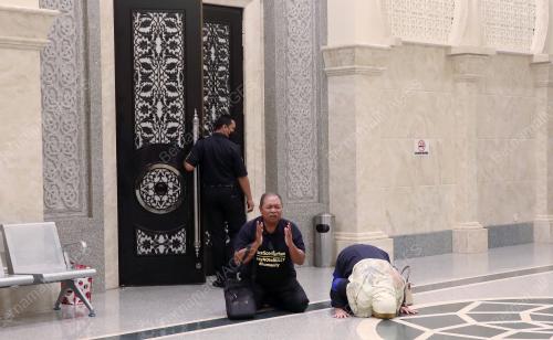 MAHKAMAH_UPNM