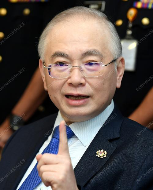 DATUK SERI IR. DR. WEE KA SIONG