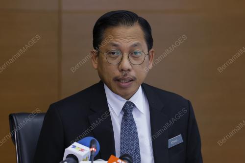 AZMAN ADNAN