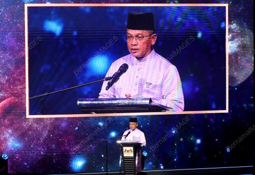 DATUK DR MOHD NA'IM MOKHTAR