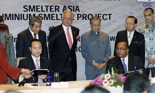MOHD NAJIB TUN ABDUL RAZAK