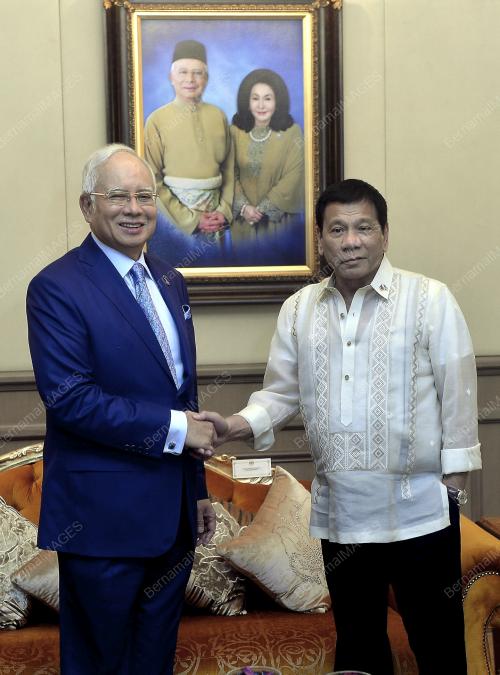 PTJ28_10112016_DUTERTE