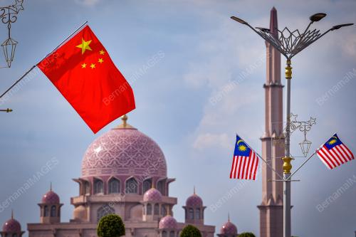 TINJAUAN PERSIAPAN BENDERA CHINA